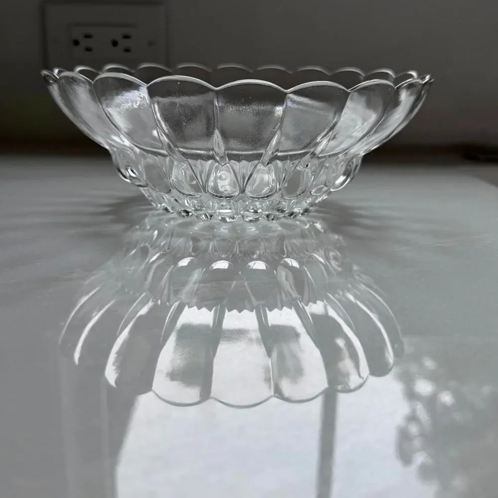 Vintage 1950's MCM Glass bowl